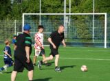 Laatste training S.K.N.W.K. JO10-1 van seizoen 2022-2023 (partijtje tegen de ouders) (60/165)